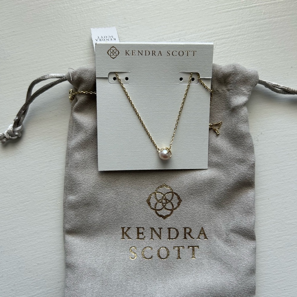 Kendra Scott Ashton Pearl Necklace